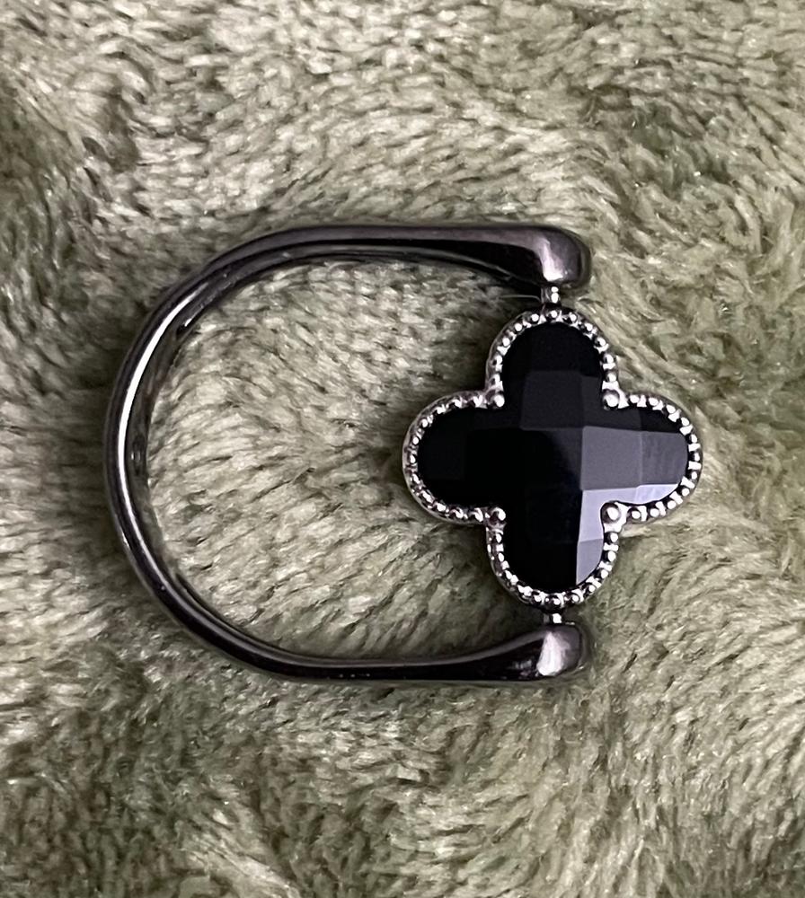 Onyx Quatrefoil Crystal Element - Customer Photo From Diane
