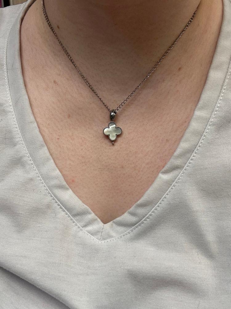 Mother of Pearl Quatrefoil Crystal Element - Customer Photo From Autumn Swatt