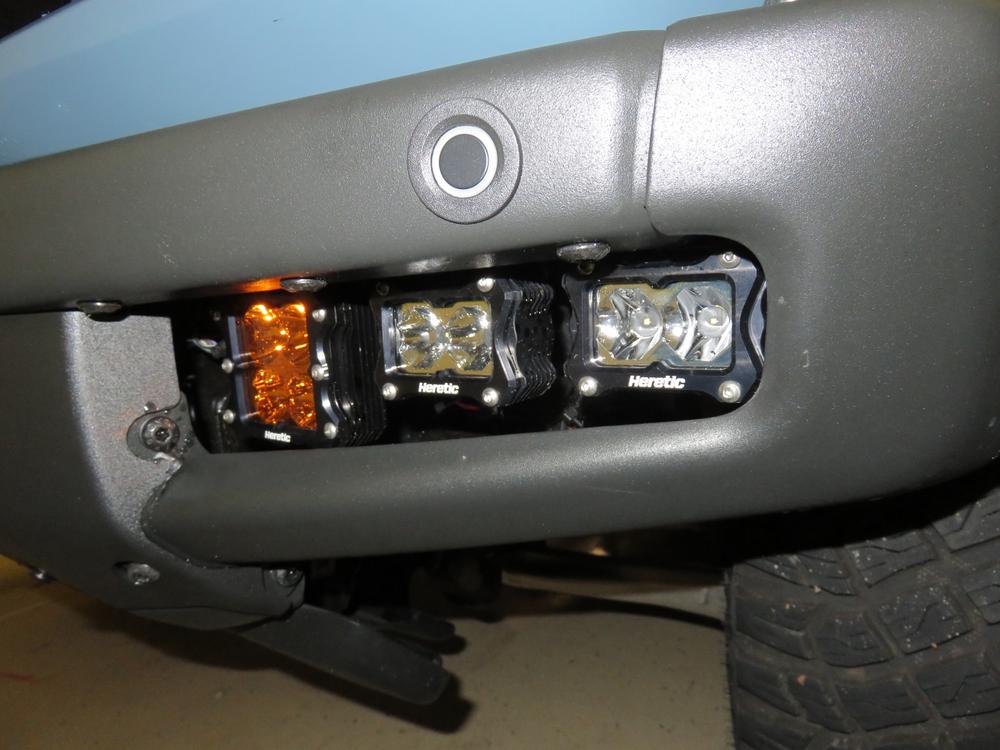 Ford Bronco (2021+) - LED Fog Light Kit - Customer Photo From Al