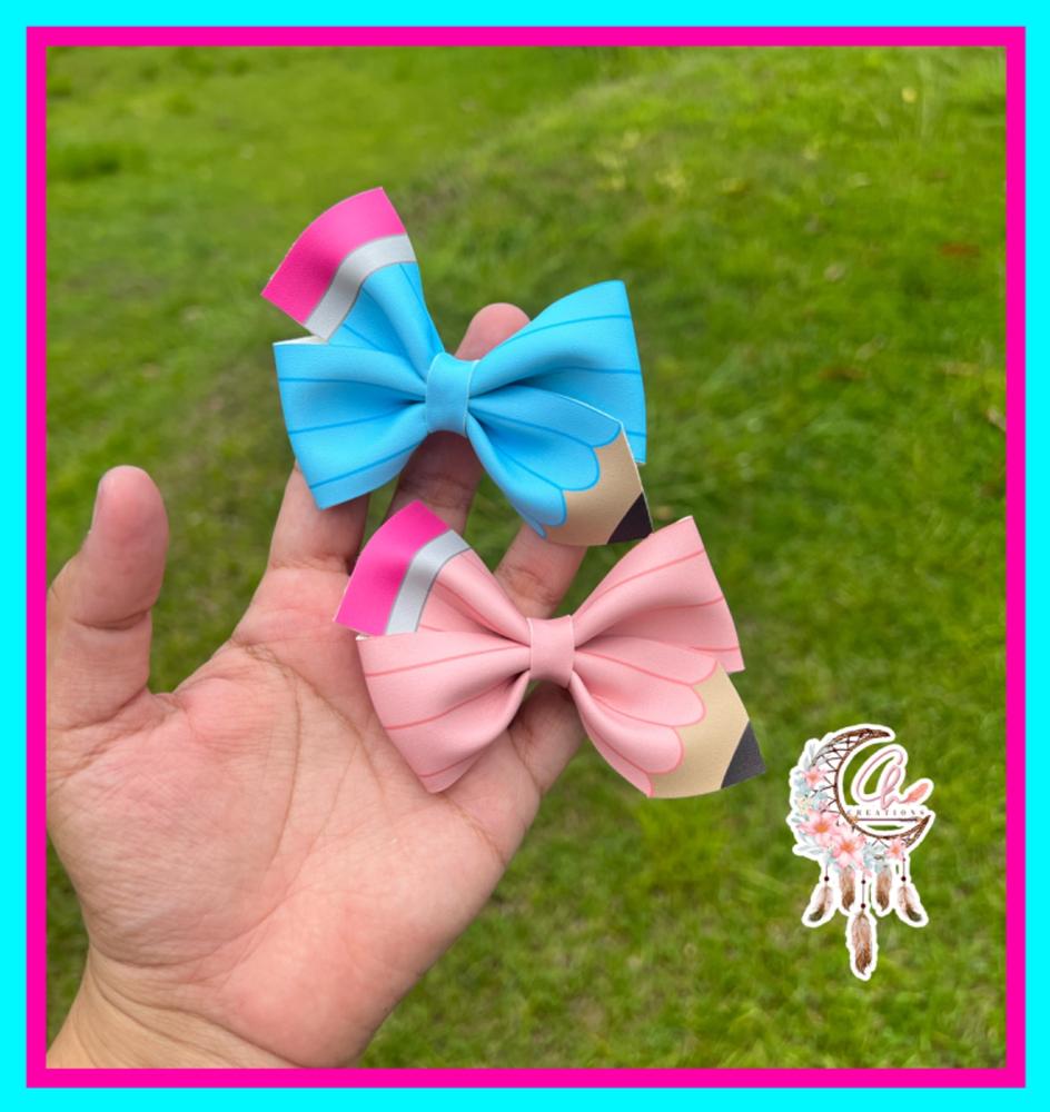 Colored Pencil Pinwheel Hair Bows Faux Leather Sheet - DIY - Customer Photo From Hilda Rivera Lopez