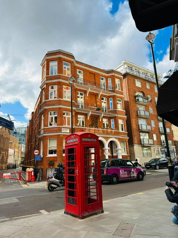 UK & Europe 30GB Travel SIM | 30GB Data in UK - 12GB in EU | Unlimited Calls + Texts | Three UK - Customer Photo From Grace Clarke