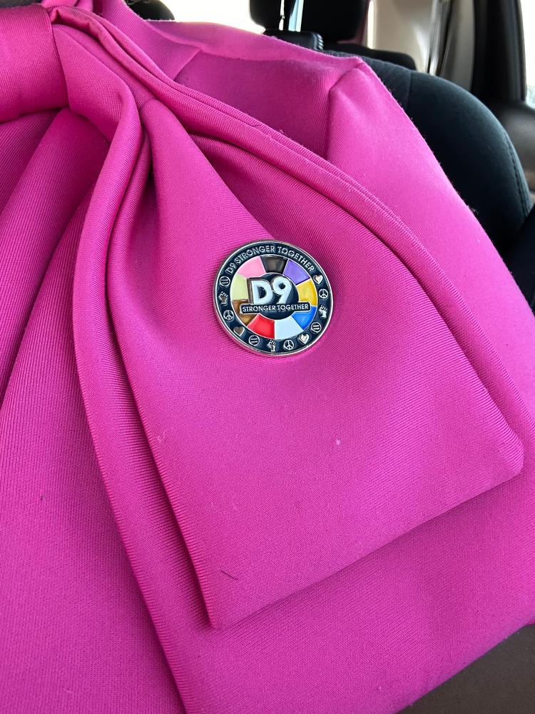 "D9 Stronger Together" Lapel Pin - Customer Photo From Kymmi E.