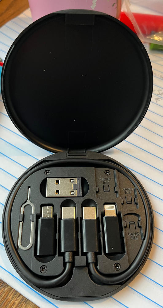 Voyage USB-C Cable Toolbox - Customer Photo From Kathleen Oweegon