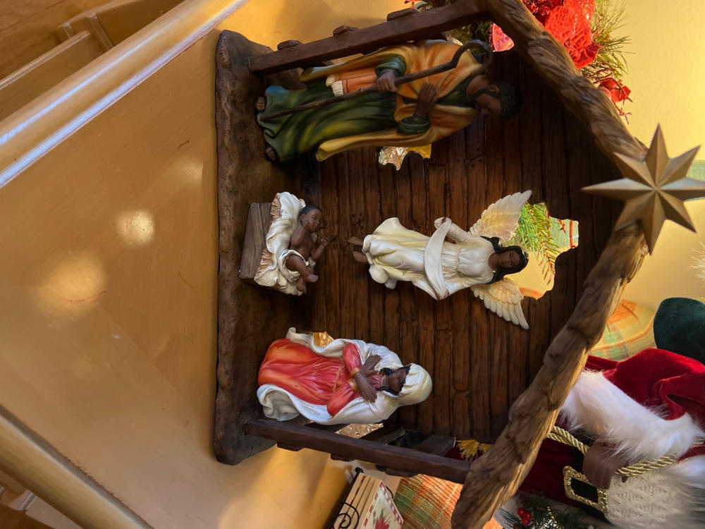 Unto Us a Child is Born Nativity Scene/Set - Customer Photo From Sharon Trumpler Pride