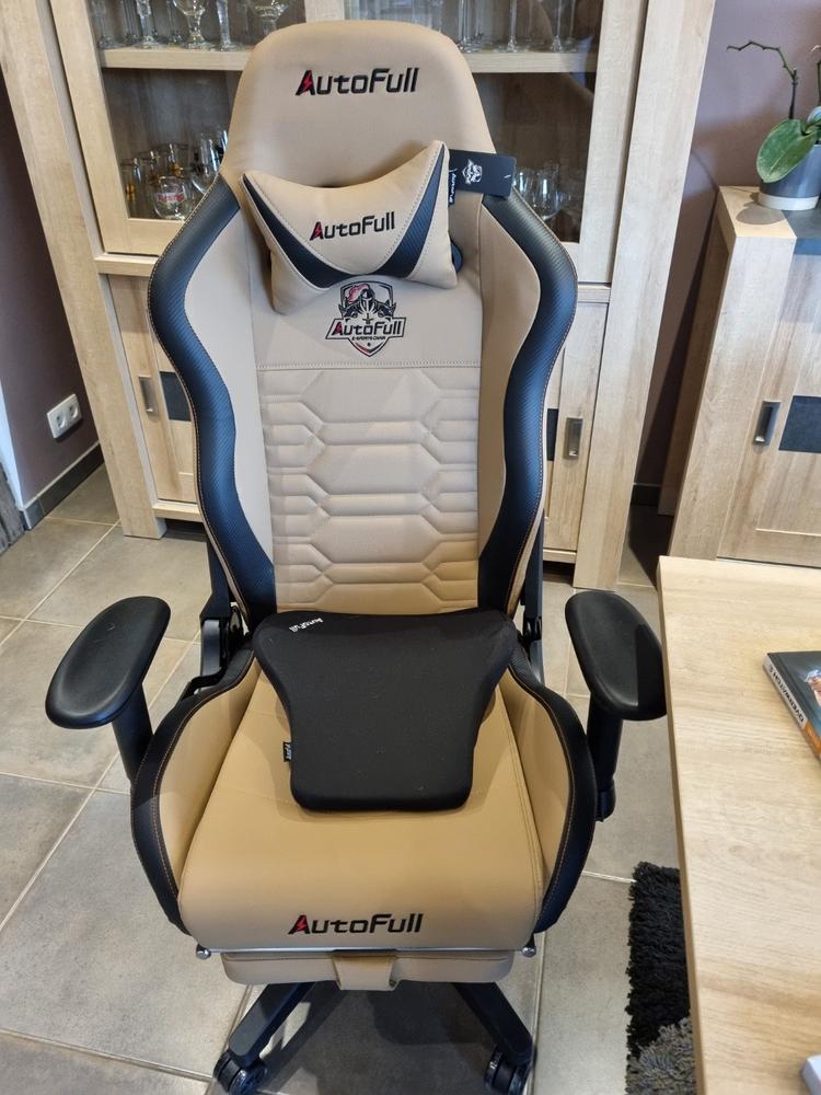AutoFull C3 Gaming Chair Brown - Customer Photo From Anne Graux