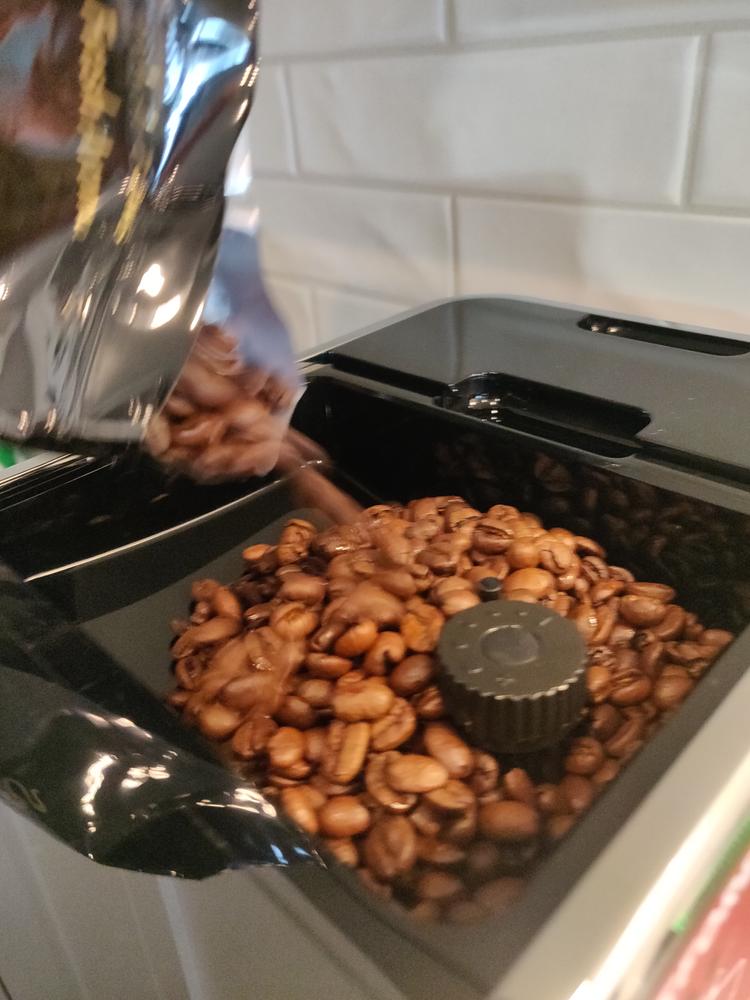  Farenheit Epsilon Super Automatic Coffee Machine, Espresso  Maker and Cafetera Automatica comes w/ 11 Brew Selections, 7 Inch AI  Touchscreen Italian, Self-Cleaning Expresso Barista Brewer (ECM-120): Home  & Kitchen