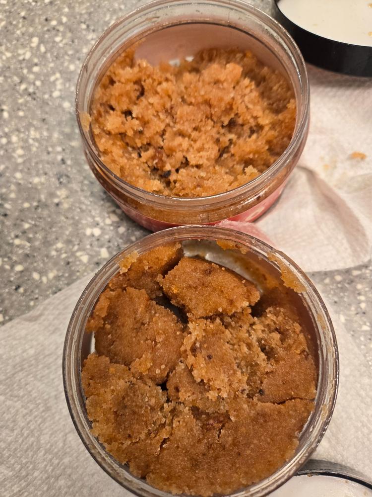 Grapefruit & Himalayan Pink Salt Body Scrub - Customer Photo From Sherrie Suyeyasu