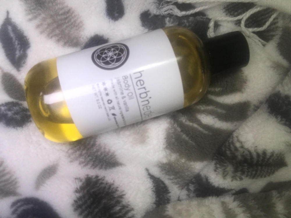 Jasmine & Vanilla Body Oil – Herb'N Eden