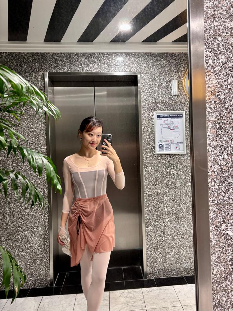 SOFIA LEOTARD LONG SLEEVE - Customer Photo From Xiangyi Yue
