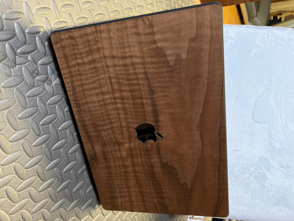 MacBook Wood Case - Customer Photo From Manuel Piol