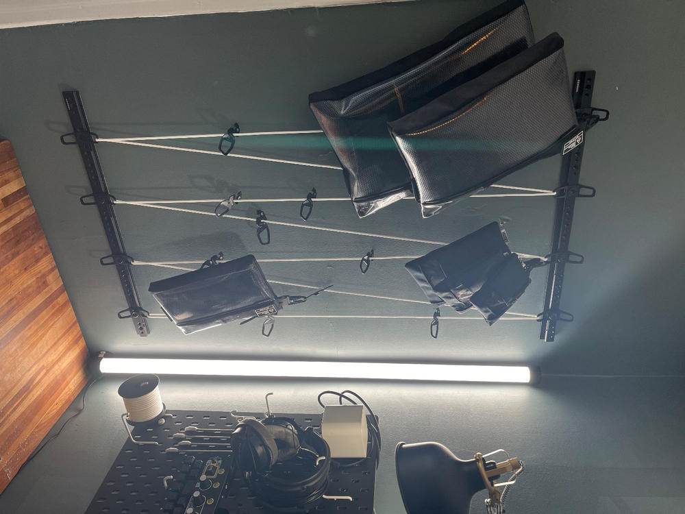 CRDWALL MKII 2 Tracks 8 Mounts - Customer Photo From Jeffrey Sawyer