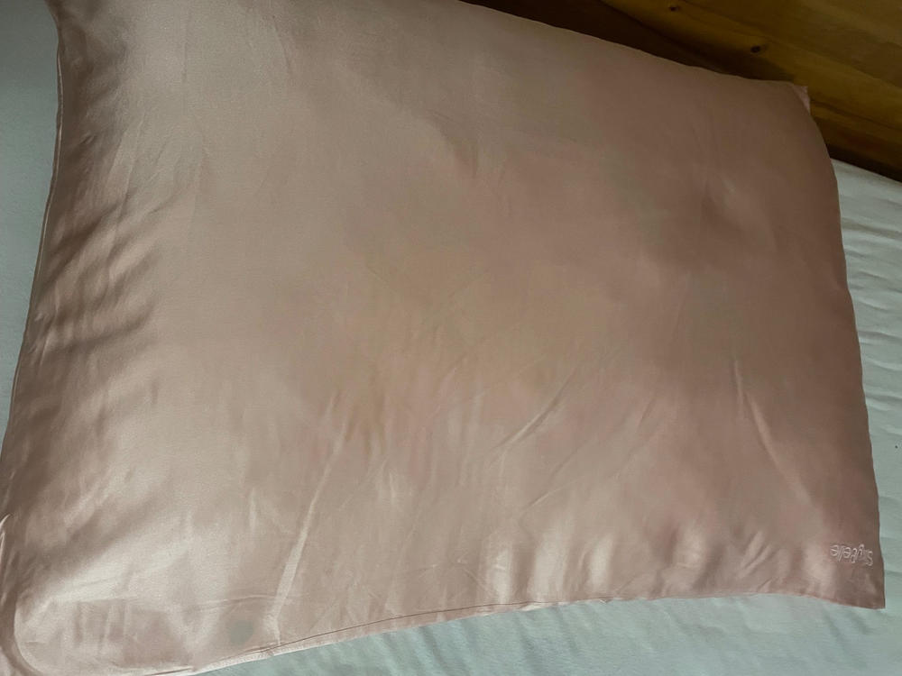 Selyem Párnahuzat - Rózsaszín - Customer Photo From Anonymous