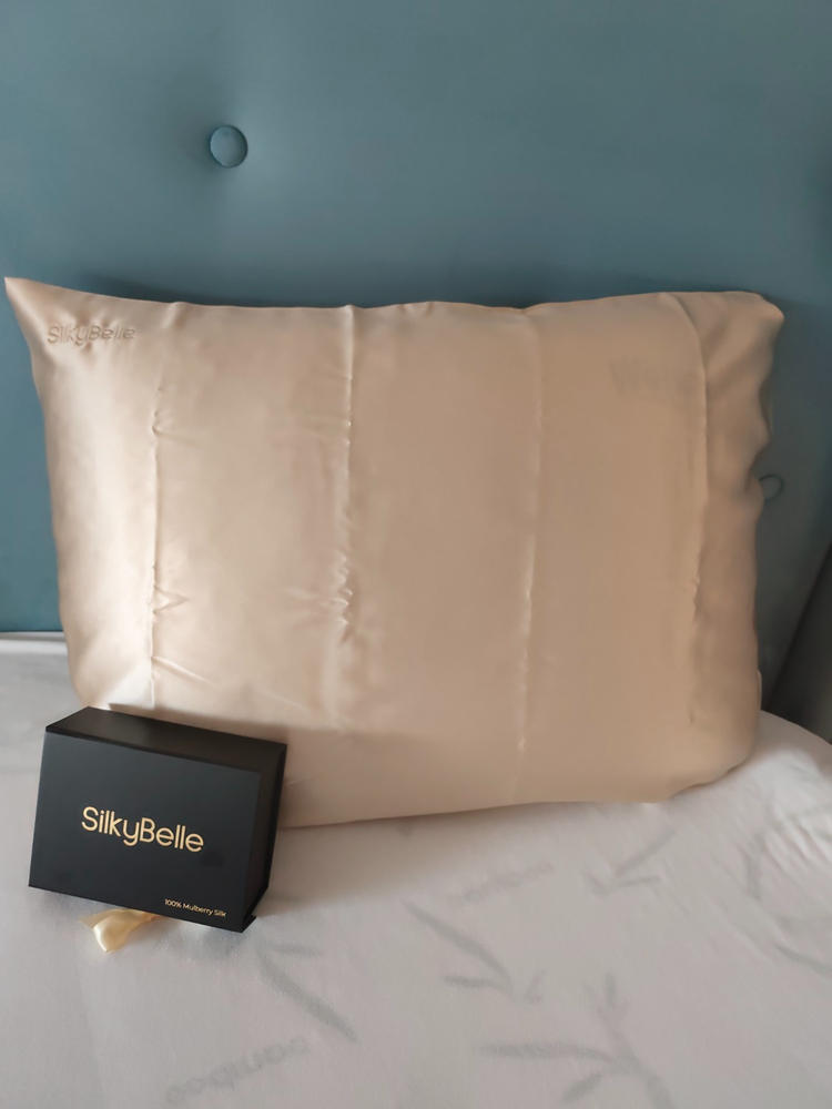 Selyem Párnahuzat - Pezsgő - Customer Photo From Anonymous