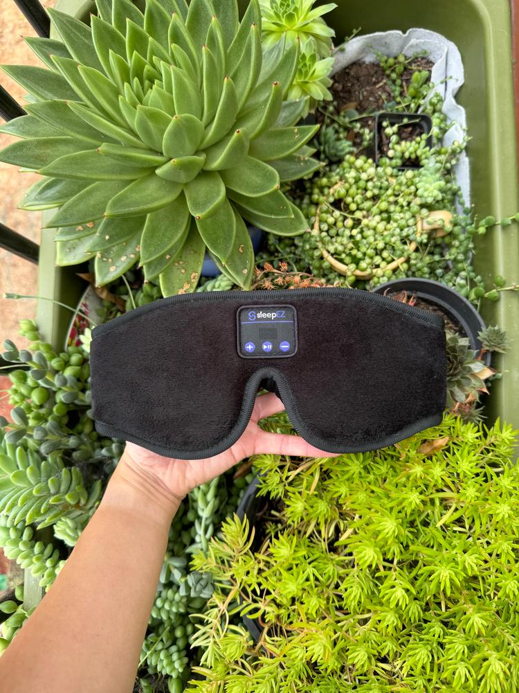 Dreamy Sounds Sleep Mask - Customer Photo From Keshia