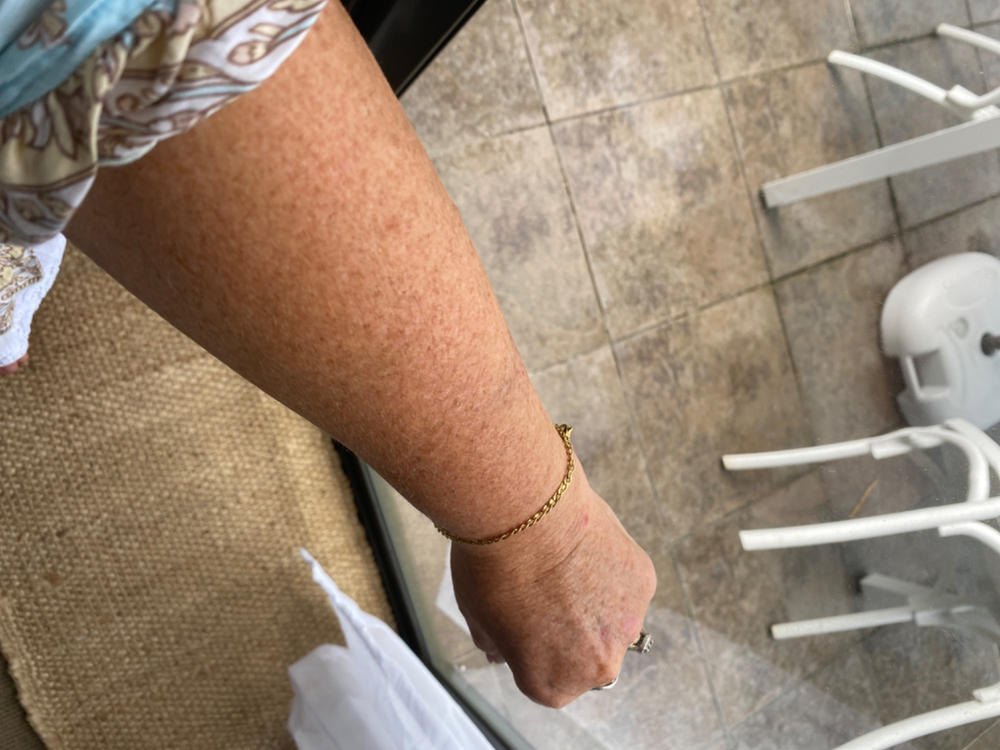 PART TIME Self Tan + Mitt - Customer Photo From Pauline Smit