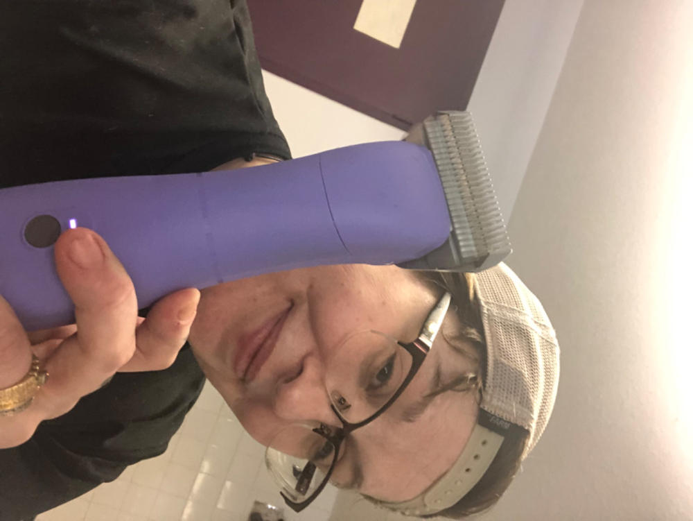 Andis eMERGE Clipper + Free #7 CeramicEdge Blade - Customer Photo From Teri Kempter