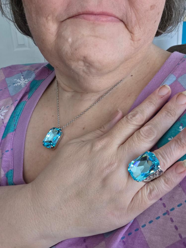 Viretta Adjustable Cocktail Ring - RBT67PDAQU - Customer Photo From Shelley C.