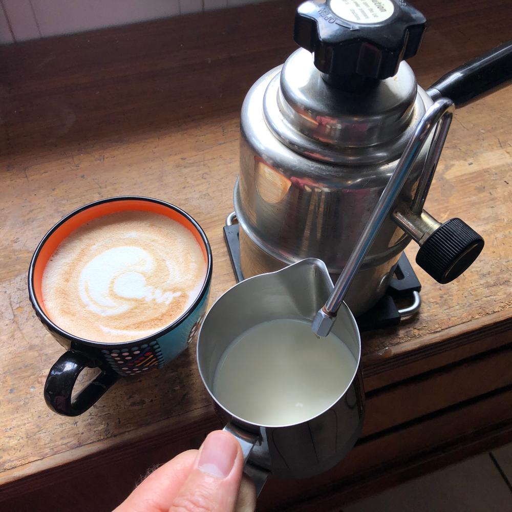 Bellman Stovetop Steamer 50SS Overview with Latte Art 