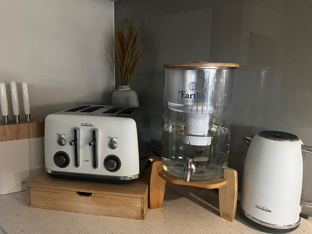 9L Glass Benchtop Alkaline Water Filter - Natural Bamboo - Customer Photo From Alarna McKenzie