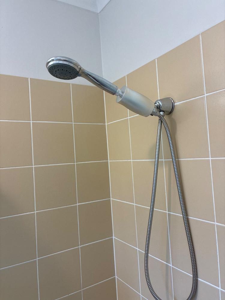 Premium Shower Filter Water Purifier & Water Softener - Silver - Customer Photo From Taneal Beaumont