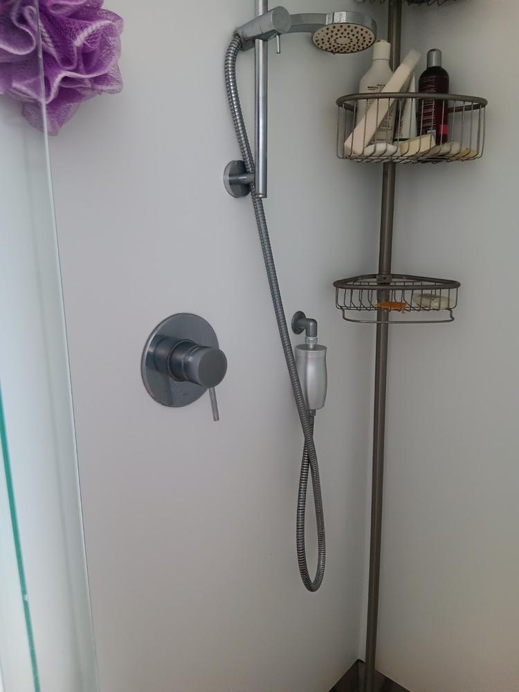Premium Shower Filter Water Purifier & Water Softener - Silver - Customer Photo From Liz mulligan Mulligan