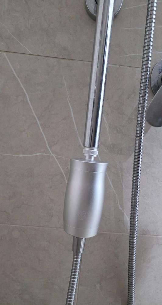 Premium Shower Filter Water Purifier & Water Softener - Silver - Customer Photo From Nefise Raman