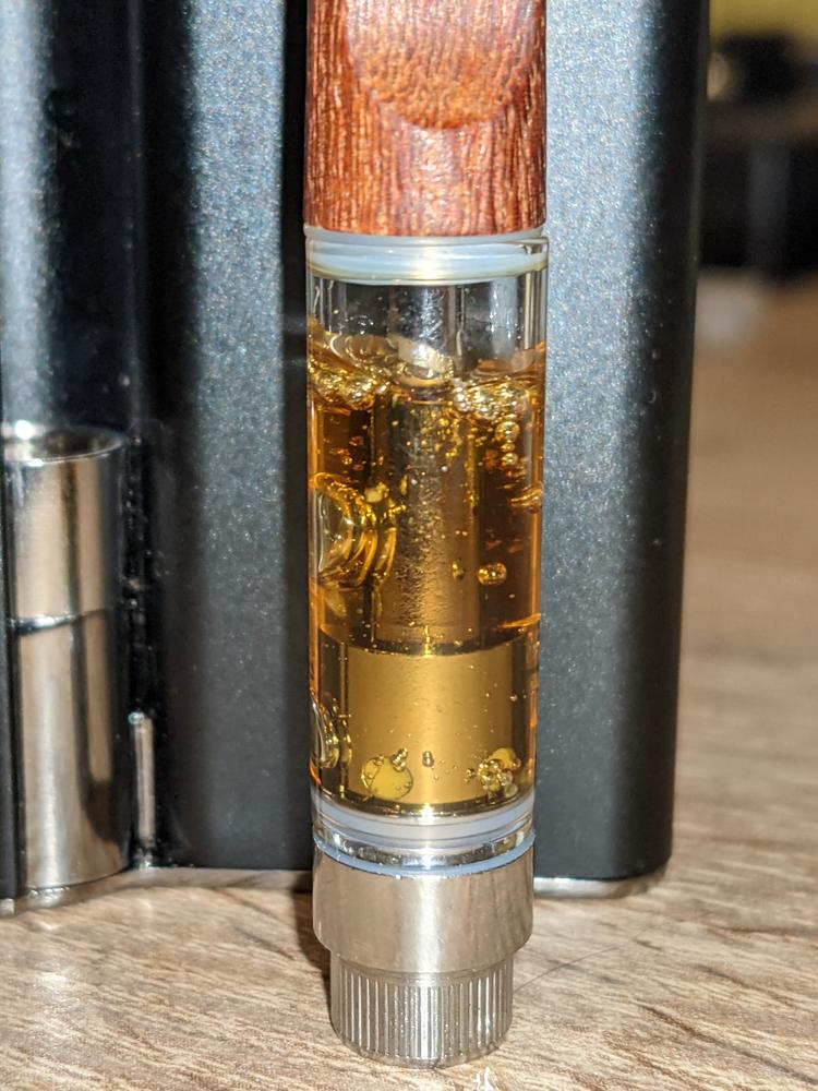 CCell TH2 Oil Cartridge - Customer Photo From Nicole McDonald