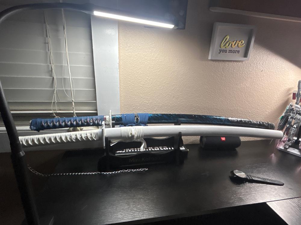 Battle-Ready White Ichigo Kurosaki Bankai Katana (SHARP) - Customer Photo From Isaiah Polanco