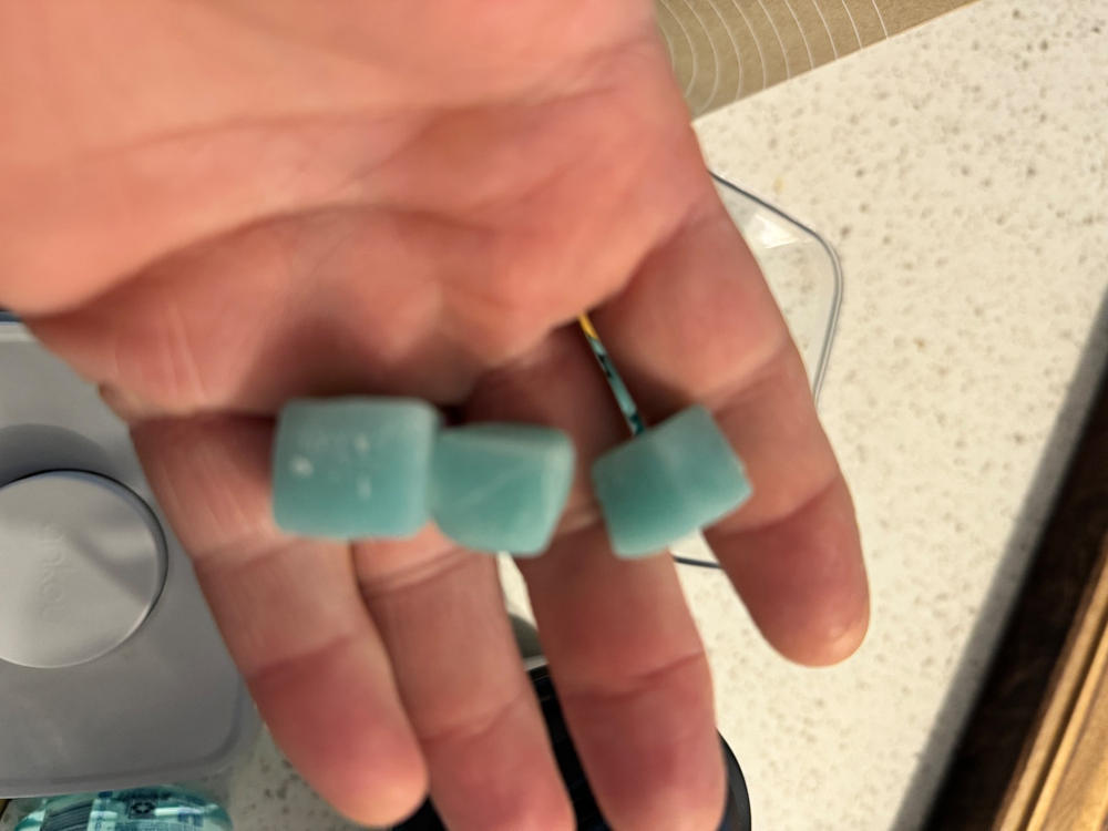 Creatine Monohydrate Gummies Blue Raspberry (90 Count) - Customer Photo From Christopher Haaker