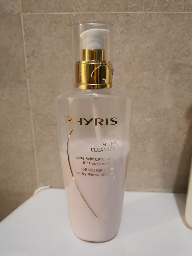 Milky Cleanser - Customer Photo From Cheng M.