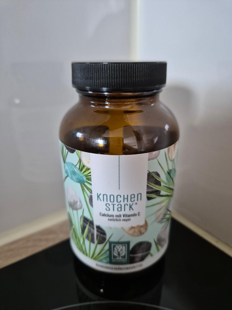 Knochenstark: Calcium Kapseln mit Vitamin C - Customer Photo From Tessa