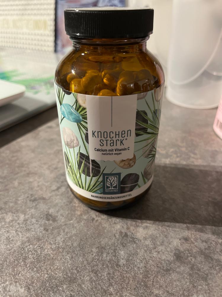 Knochenstark: Calcium Kapseln mit Vitamin C - Customer Photo From Britta