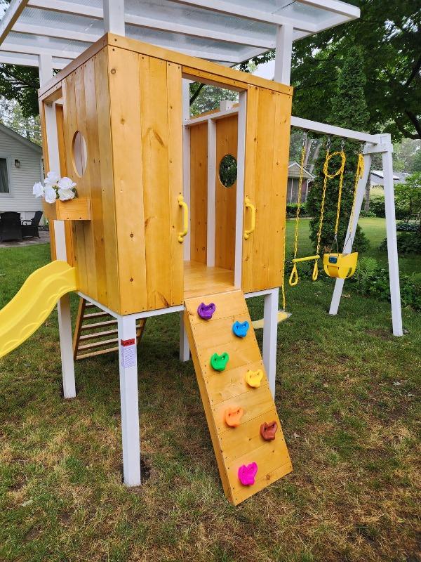 Forest - Modern Backyard Outdoor Swing Set - Customer Photo From Nathan L.