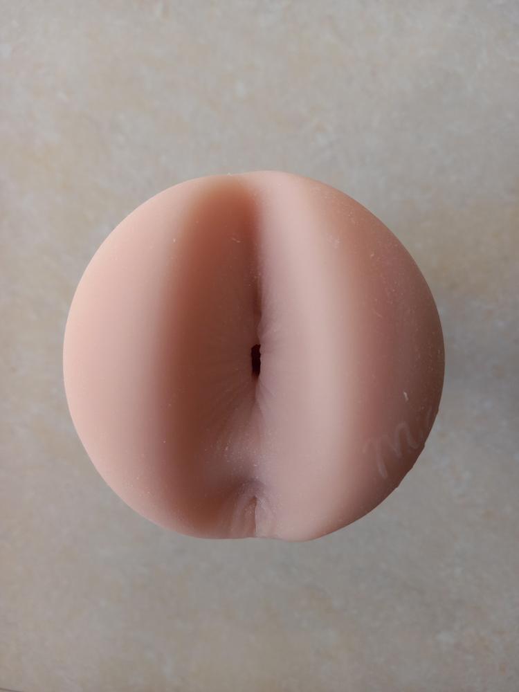 Fleshlight Girls® Mia Malkova Masturbator - Customer Photo From Avinash K.