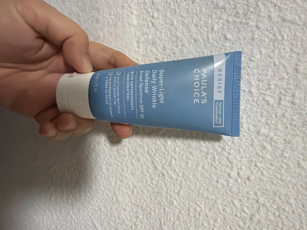 Super-Light Daily Wrinkle Defense SPF 30 - Customer Photo From Karen Cervania