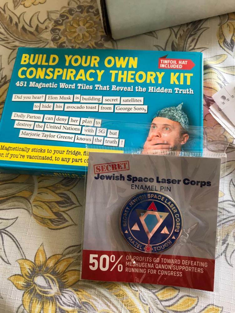 Dissent Pins build your own conspiracy theory kit - funny fridge magnet  word games for adults (451