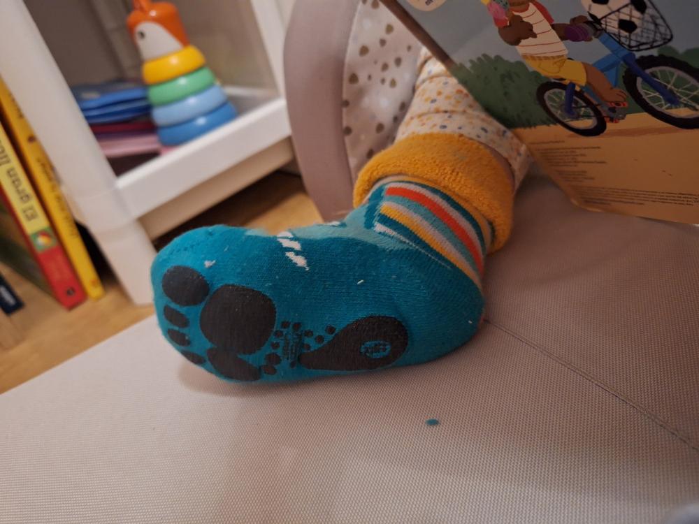 Calcetín antideslizante - Customer Photo From Cristina Beltrán González