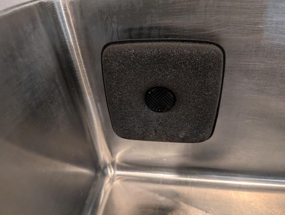 The Ionic Dish Sponge - Customer Photo From Amy Maitre