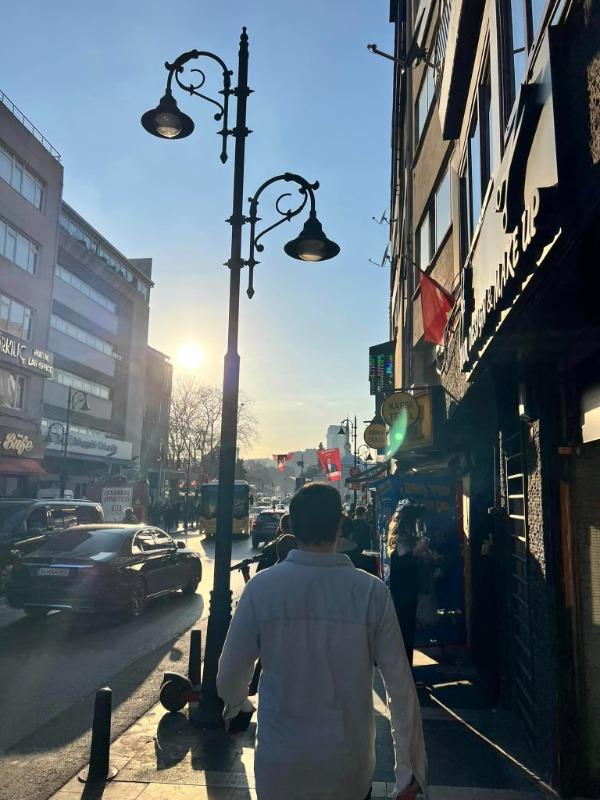 Turkey and Europe 22GB SIM - 22GB Data - 28 Days - Vodafone Spain - Customer Photo From Laura Corran