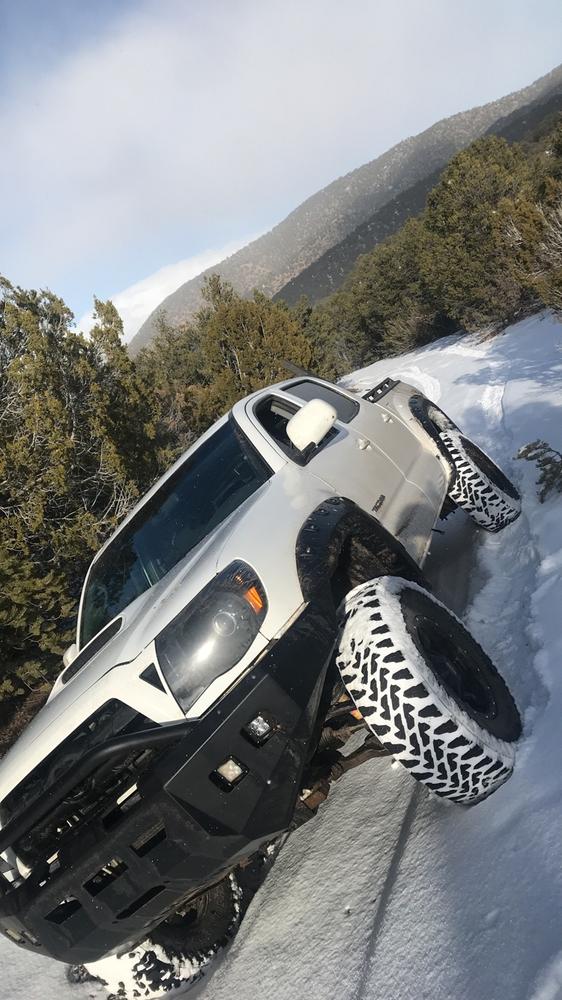 2005-2015 Toyota Tacoma Fender Painted WITH: Flare Holes - ReveMoto