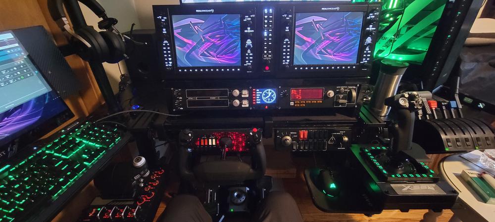RealSimGear G1000 Suite - Customer Photo From Diego Flores