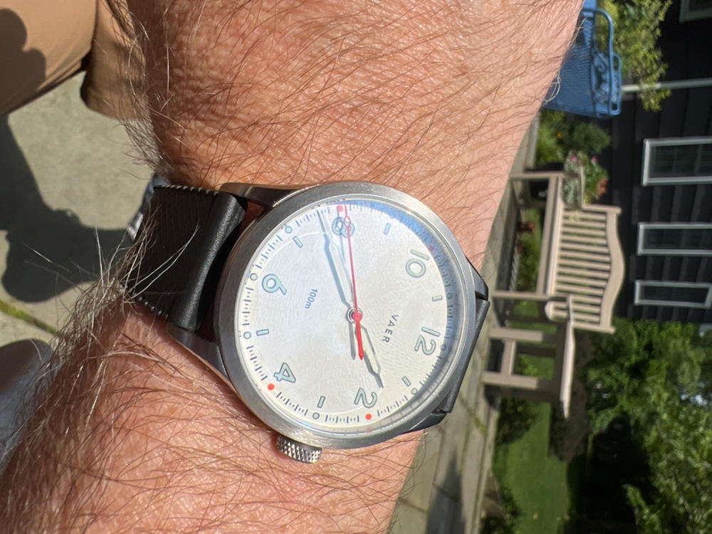 Vaer D5 Pacific] More familiar than faux : r/Watches