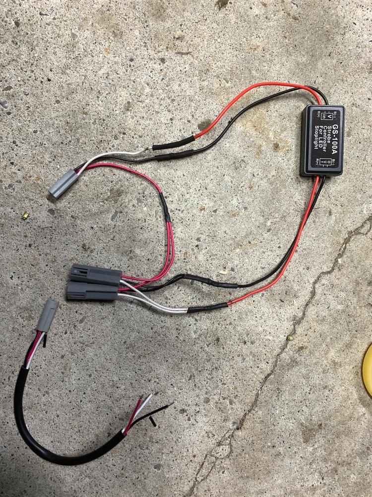 Yamaha OEM Turn Signal Y-Splitter Connectors, 3-Wire (pair), Type 1 - Customer Photo From dave