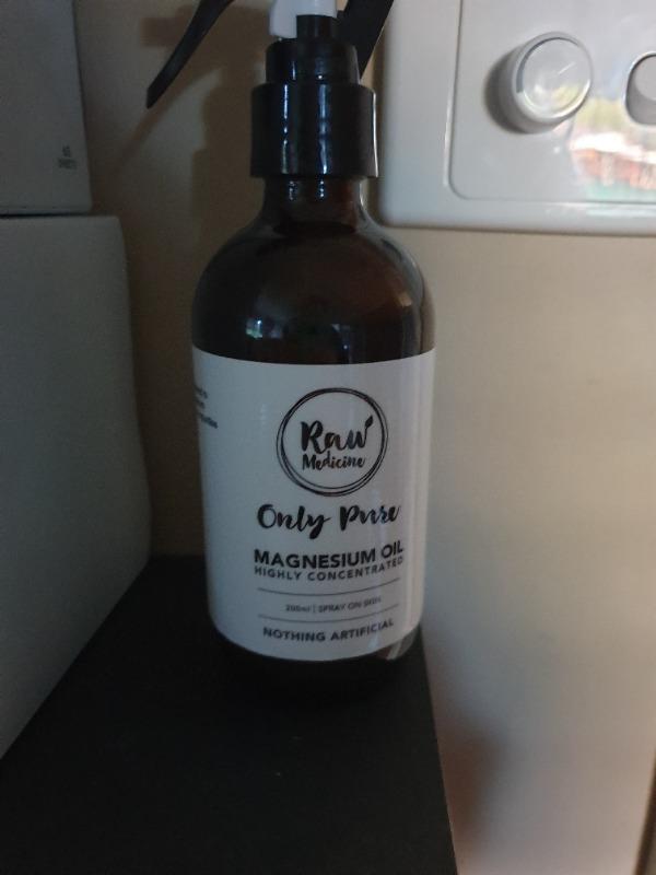 Raw Medicine - Pure Magnesium Oil (200ml) - Customer Photo From Melinda annetts