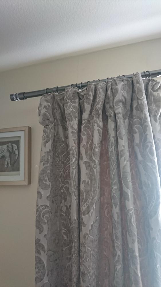 Lister Cartwright 28mm Curtain Pole Extendable Diamante Crystal Finial - Customer Photo From Janice stanley