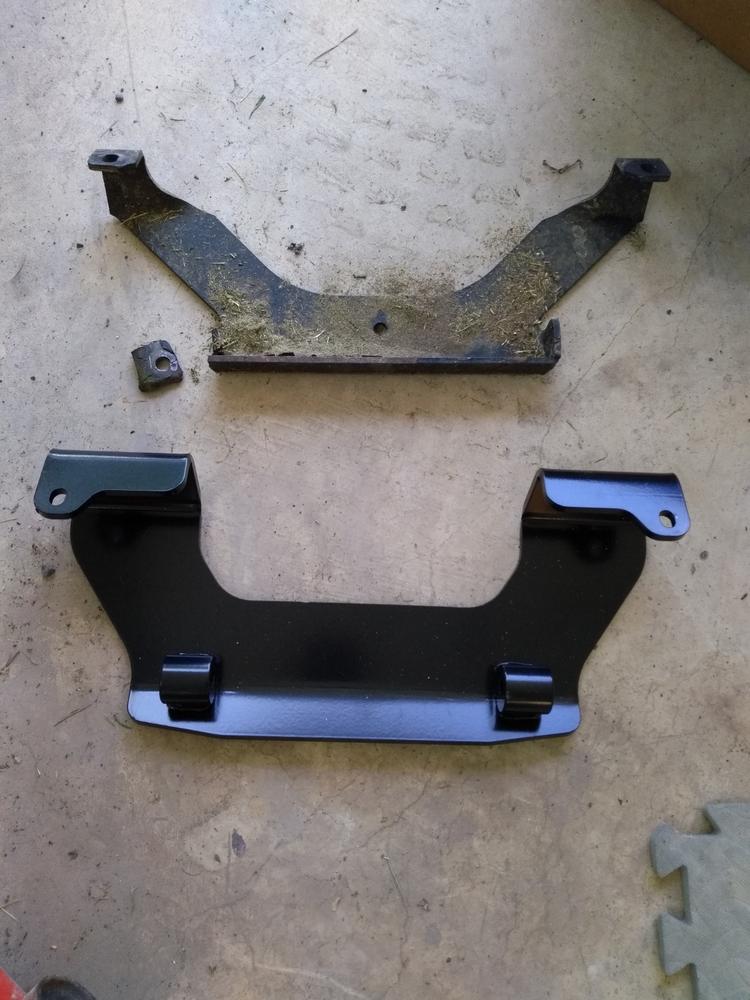 123292 - KIT CROSSBRACE - HUSTLER Genuine Part