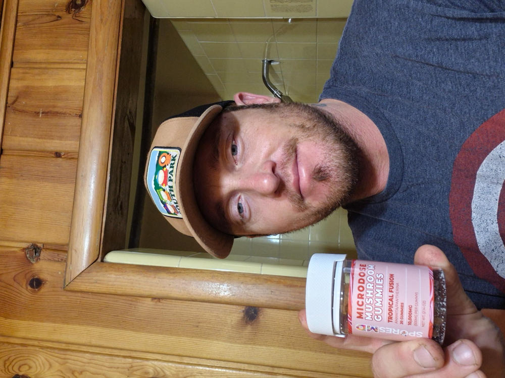 Amanita Microdose Mushroom Gummies 10,000mg - Tropical Fusion - Customer Photo From David Codella
