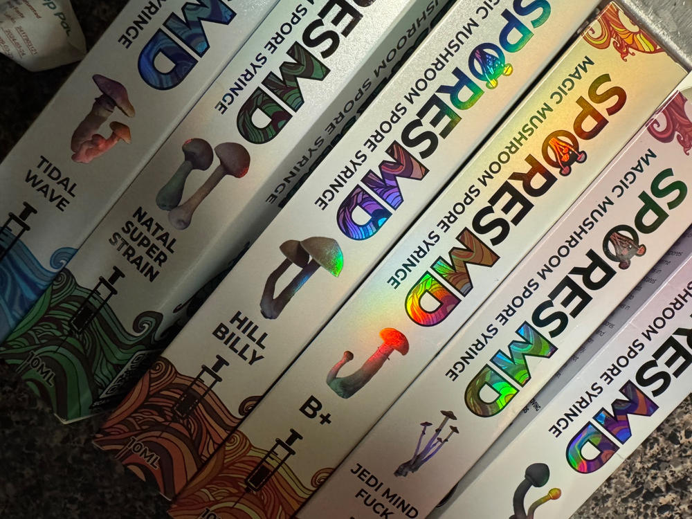 6 Pack Isolated Liquid Cultures Bundle - Mystery Pack - Customer Photo From Leslie Esparza