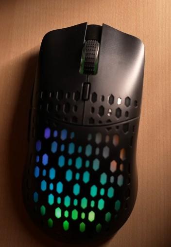 Cosmic Byte Sentinel RGB Wireless + Wired Dual Mode Gaming Mouse - Customer Photo From Anonymous
