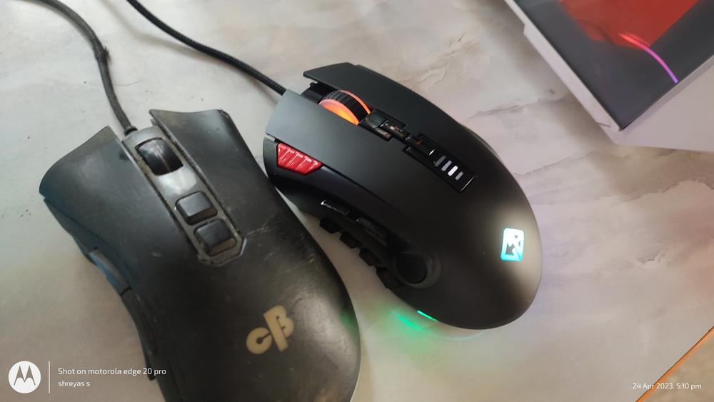 Cosmic Byte Equinox Gamma 12 Button Gaming Mouse - Customer Photo From SHREYAS S.